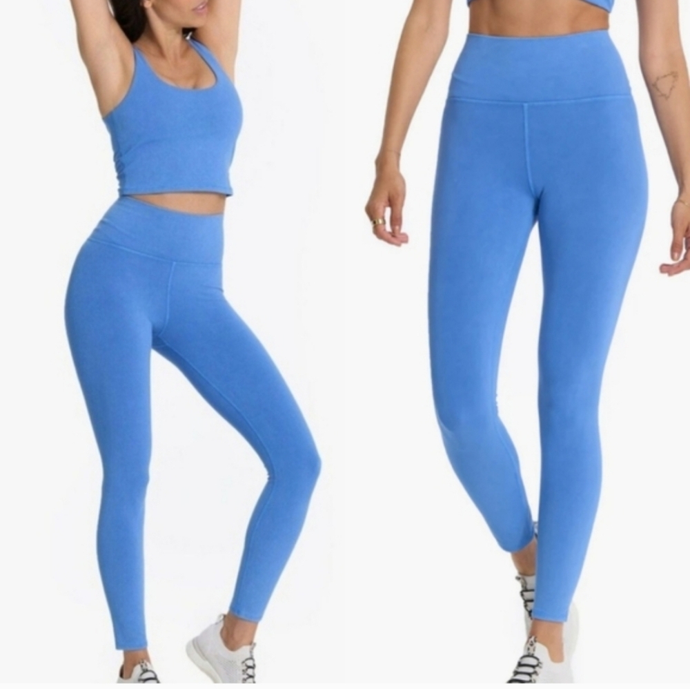 Vuori Washed Studio Legging NWT Athletic Athleisure Yoga Cerulean Blue Active - Picture 2 of 14